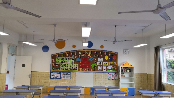 近視嚴(yán)重？教室優(yōu)質(zhì)照明光環(huán)境為青少年提供視力保障